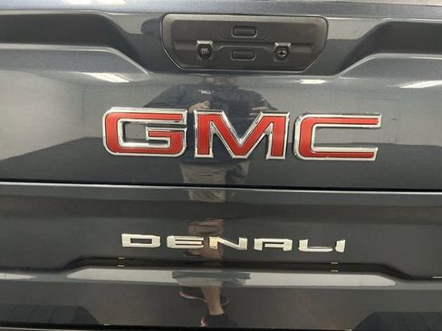 Certified 2021 GMC Sierra 1500 Denali w/ Denali Ultimate Package AWD/4WD image 32