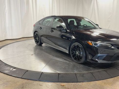 Used 2024 Honda Civic Sport image 3