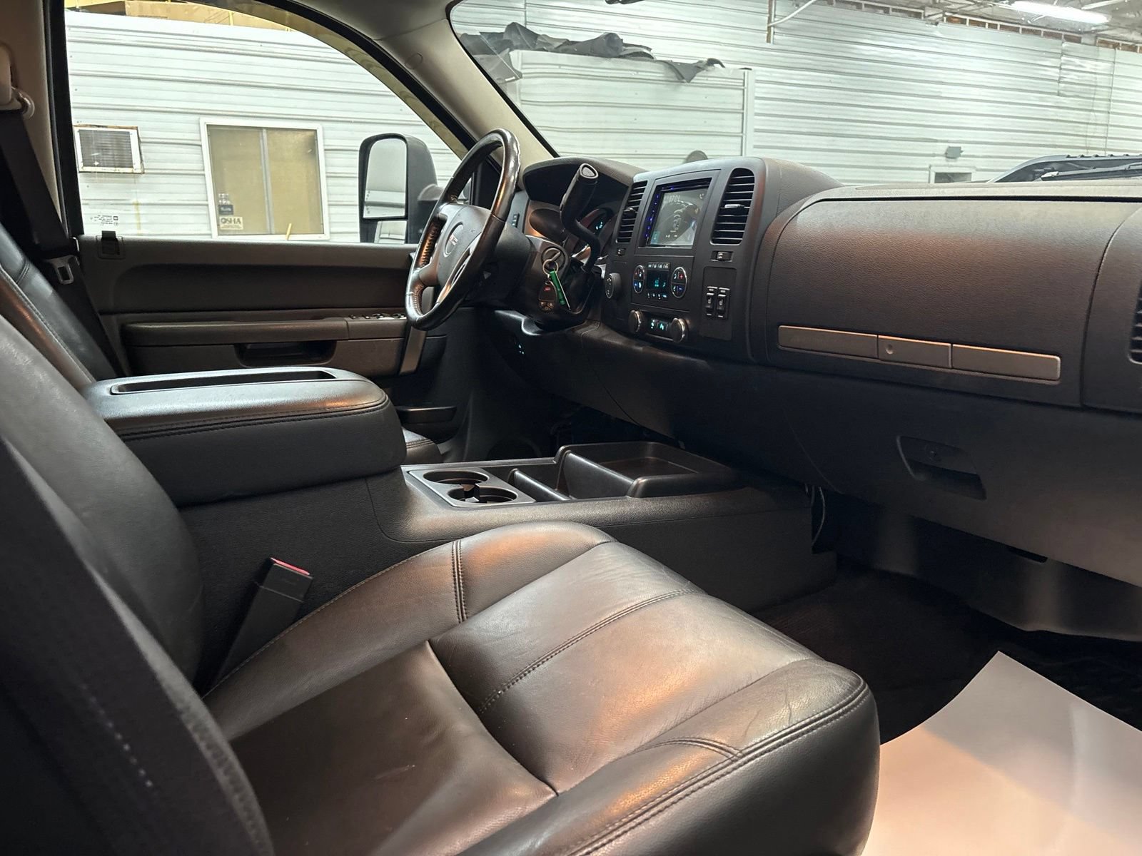 Used 2014 GMC Sierra 2500 SLE w/ SLE Preferred Package AWD/4WD image 25