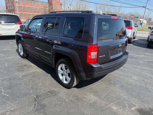 Used 2014 Jeep Patriot Sport w/ Power Value Group image 4