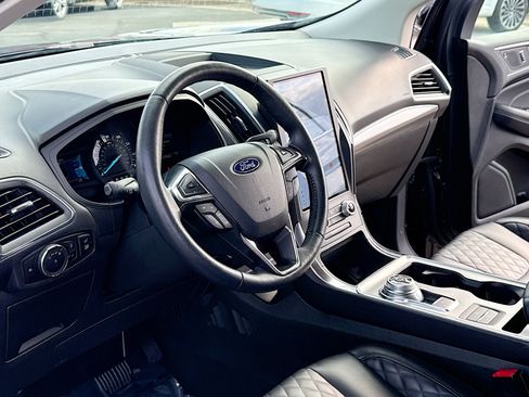 Used 2024 Ford Edge Titanium AWD/4WD image 4