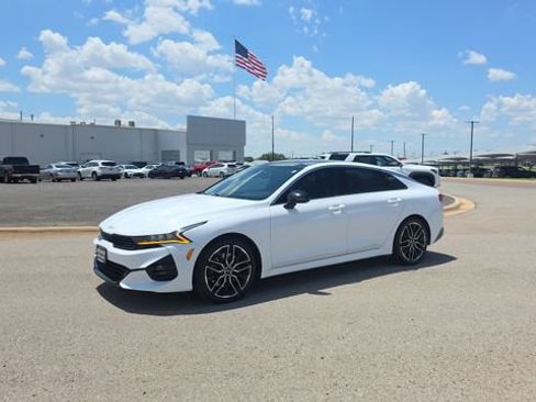 Used 2023 Kia K5 GT FWD image 2