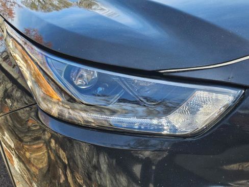 Used 2024 Toyota Highlander XSE FWD image 25