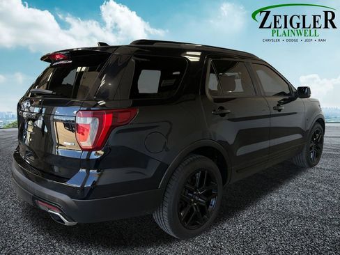 Used 2017 Ford Explorer Sport AWD/4WD image 6