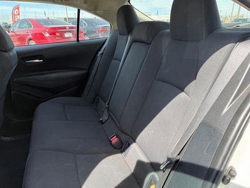 Used 2021 Toyota Corolla LE image 6