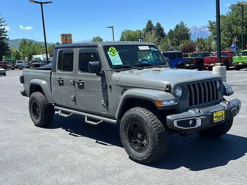 Used 2021 Jeep Gladiator Sport AWD/4WD image 3