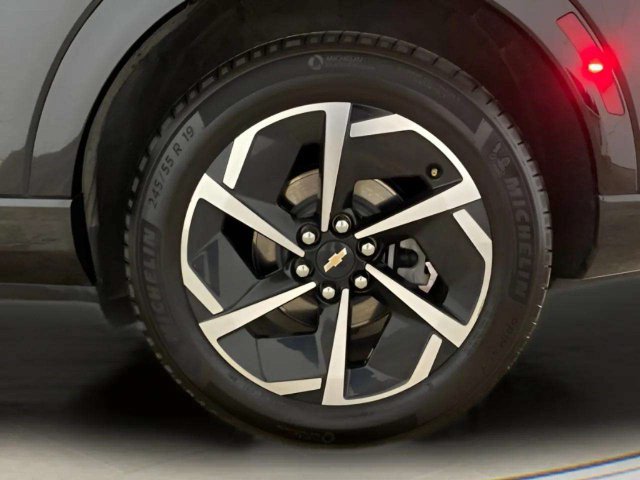 Used 2024 Chevrolet Equinox EV LT FWD image 95