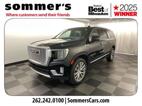 Used 2021 GMC Yukon XL Denali w/ Denali Premium Package AWD/4WD image 2