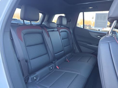 Used 2025 Chevrolet Equinox RS w/ Safety and Technology Package image 37