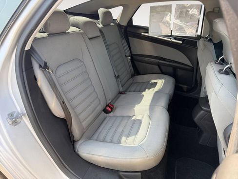 Used 2014 Ford Fusion S FWD image 23