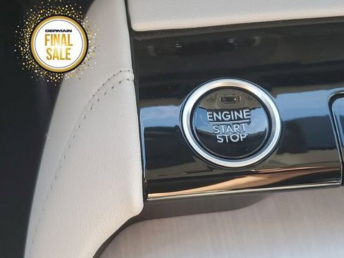 New 2025 Lincoln Navigator Reserve image 25