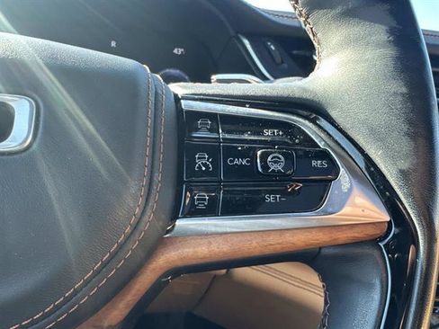 Used 2021 Jeep Grand Cherokee L Summit image 17