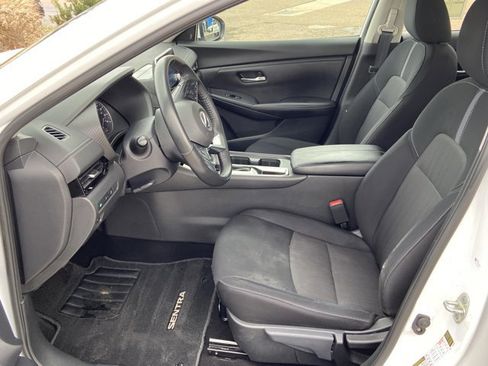 Used 2023 Nissan Sentra SV image 33