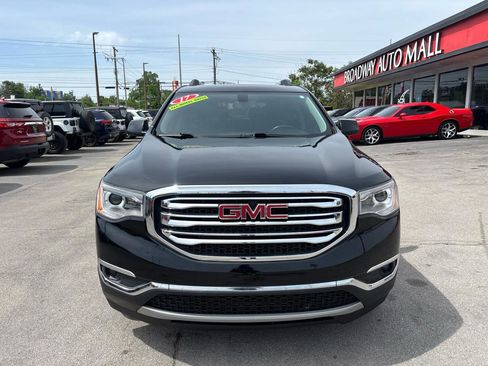 Used 2017 GMC Acadia SLT AWD/4WD image 8