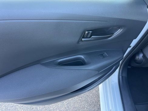 Used 2023 Toyota Corolla LE image 27