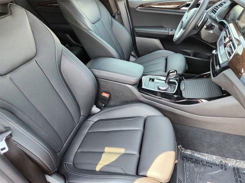 Certified 2024 BMW X3 xDrive30i w/ Convenience Package image 17