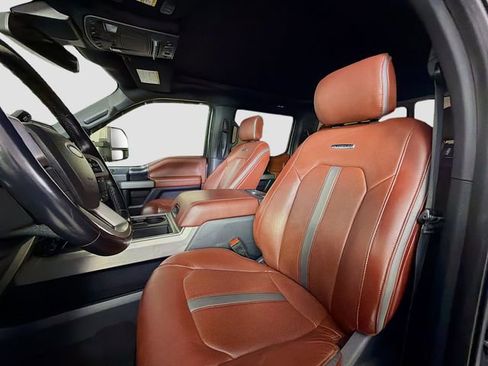 Used 2022 Ford F350 Platinum w/ FX4 Off-Road Package image 11