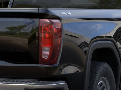 New 2026 GMC Sierra 1500 Pro AWD/4WD image 11