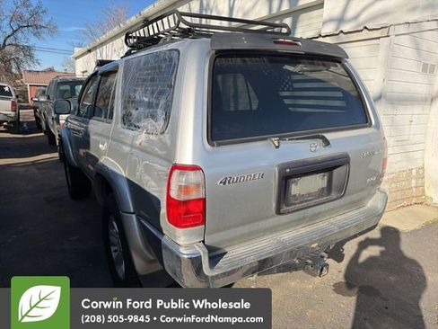 Used 2000 Toyota 4Runner SR5 image 6