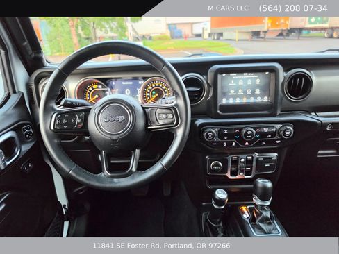 Used 2019 Jeep Wrangler Unlimited Sport S AWD/4WD image 18