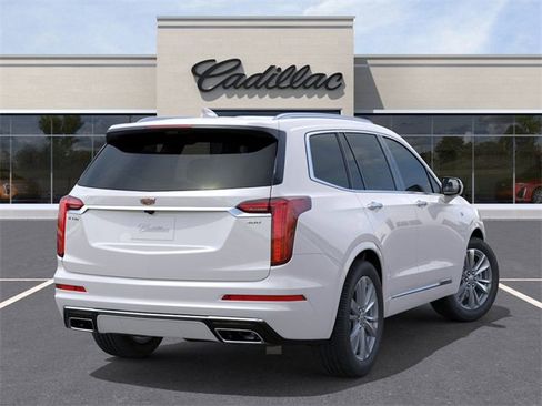 Used 2025 Cadillac XT6 Premium Luxury w/ Technology Package image 4
