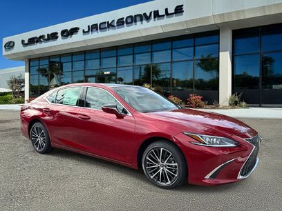 New 2025 Lexus ES 350 w/ Premium Package