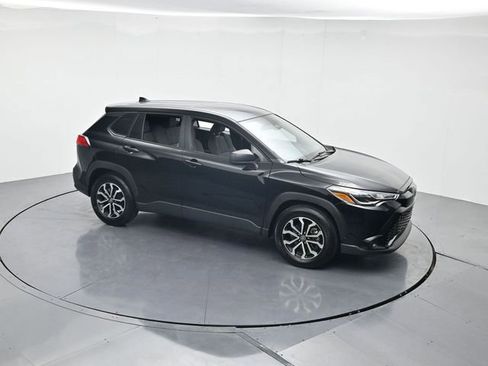 Used 2023 Toyota Corolla Cross S image 41
