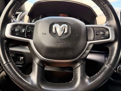 Used 2022 RAM 1500 Big Horn AWD/4WD image 15