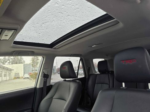 Certified 2023 Toyota 4Runner TRD Off-Road Premium w/ Moonroof Package AWD/4WD image 22
