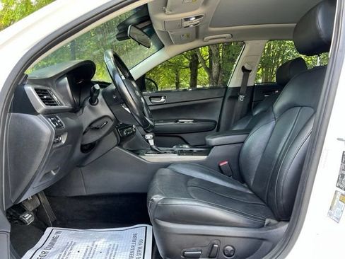 Used 2020 Kia Optima SE FWD image 11
