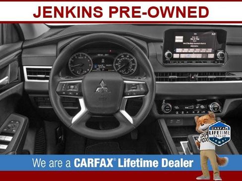 Used 2022 Mitsubishi Outlander ES image 36