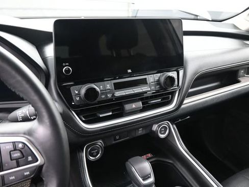 Used 2026 Toyota Grand Highlander Limited AWD/4WD image 53