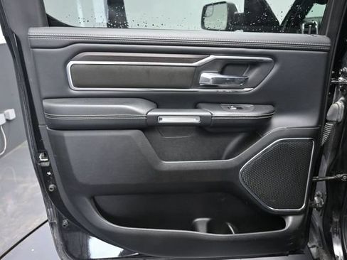 Used 2025 RAM 1500 Laramie AWD/4WD image 36