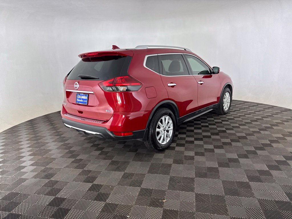 Used 2017 Nissan Rogue SV FWD image 5