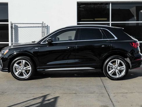 Used 2020 Audi Q3 2.0T Premium image 14