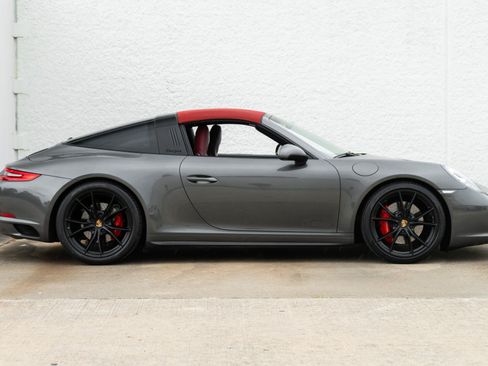Used 2017 Porsche 911 Targa 4S AWD/4WD image 3