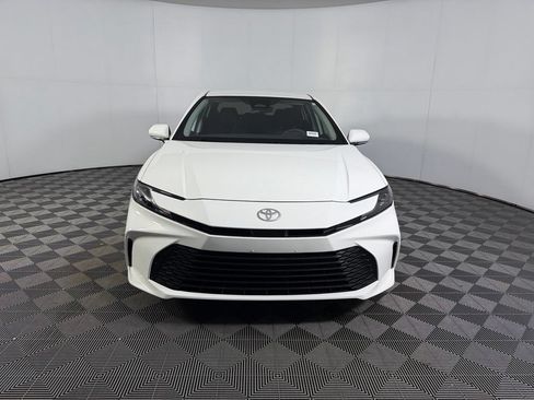 Used 2025 Toyota Camry LE FWD image 2