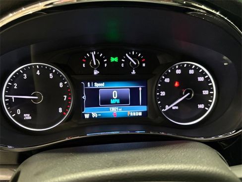Used 2022 Buick Encore Preferred w/ Safety Package image 20