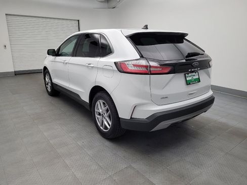 Used 2024 Ford Edge SEL image 5