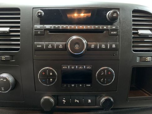 Used 2011 Chevrolet Silverado 1500 LT w/ All-Star Edition image 9