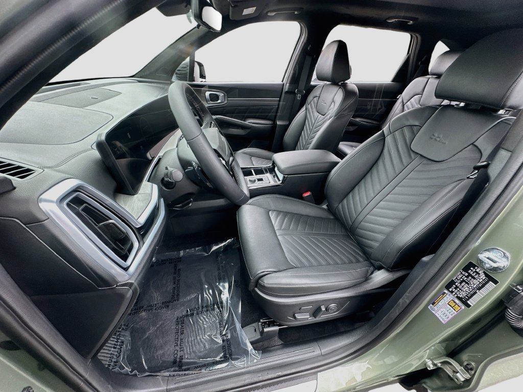 Certified 2026 Kia Sorento SX Prestige AWD/4WD image 22