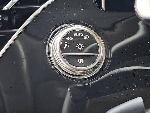 New 2026 Mercedes-Benz E 450 4MATIC Sedan image 27