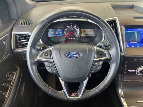 Used 2020 Ford Edge ST w/ Equipment Group 401A image 24