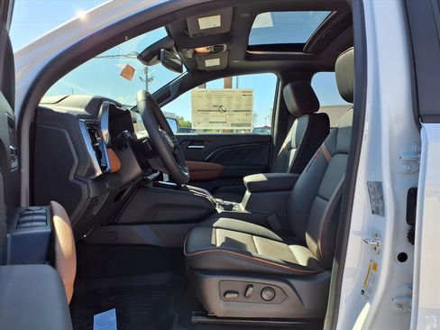 New 2026 GMC Canyon AT4 w/ Technology Plus Package image 17