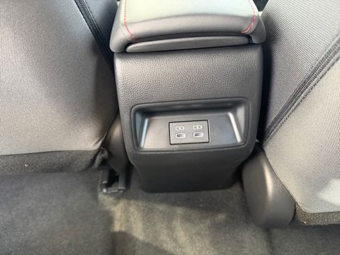 Used 2024 Toyota Corolla SE image 20