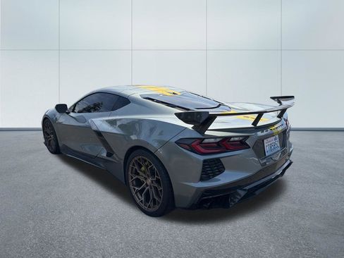 Used 2022 Chevrolet Corvette Stingray Preferred Cpe w/ Z51 Performance Package RWD image 10