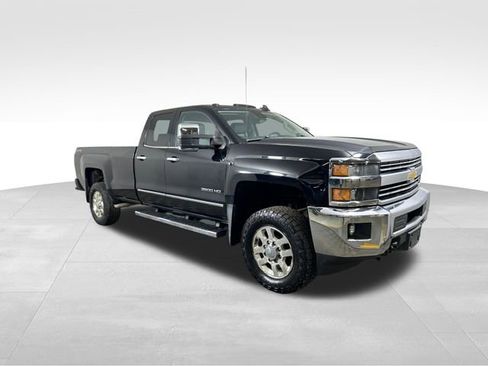 Used 2015 Chevrolet Silverado 3500 LTZ w/ LTZ Plus Package image 8