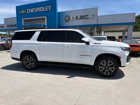 Used 2021 Chevrolet Suburban Z71 w/ Rear Media and Nav Package AWD/4WD image 5