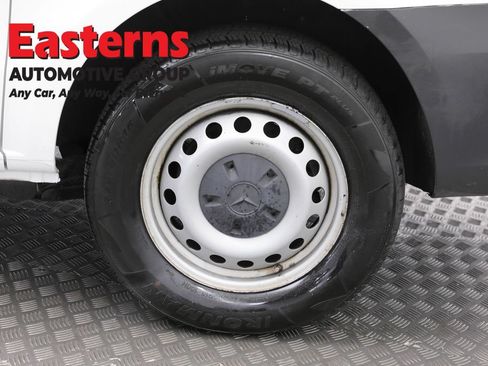 Used 2022 Mercedes-Benz Metris image 29