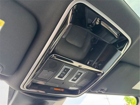 Used 2019 Land Rover Range Rover HSE AWD/4WD image 36
